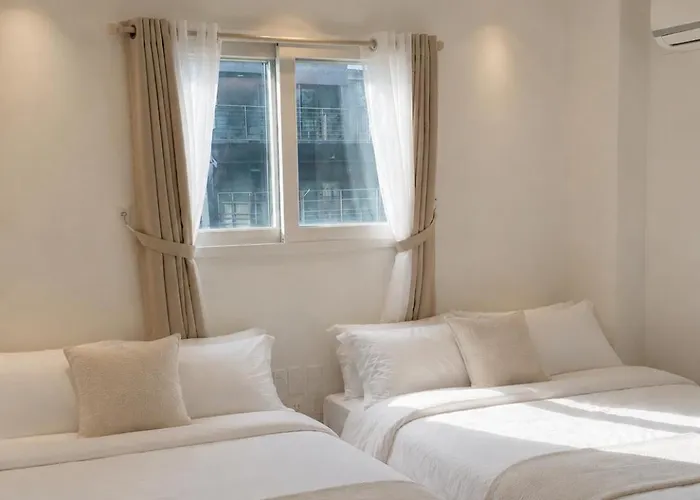 Hongdae 4min Walk #3bd 2ba #baby Crib #8 Queen Beds #private Terrace Seul