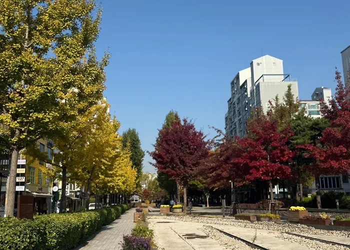 Hongdae 4min Walk #3bd 2ba #baby Crib #8 Queen Beds #private Terrace Villa Seul